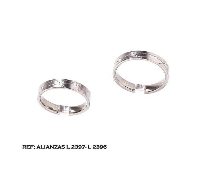 1-1-239-1-ALIANZA ORO BLANCO CON 3 PEQUEÑOS DIAMANTE (20 mm) L2397