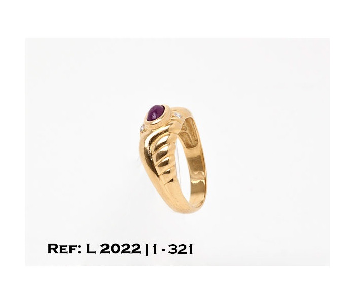 1-1-321-1-Anillo oro 18Kt. con piedra estilo garnate L2022