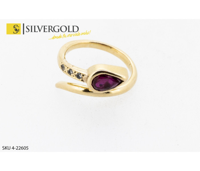 1-4-22605-1-Anillo tipo tu y yo piedra roja en talla ojival y 3 circonitas. Oro 18 kt.